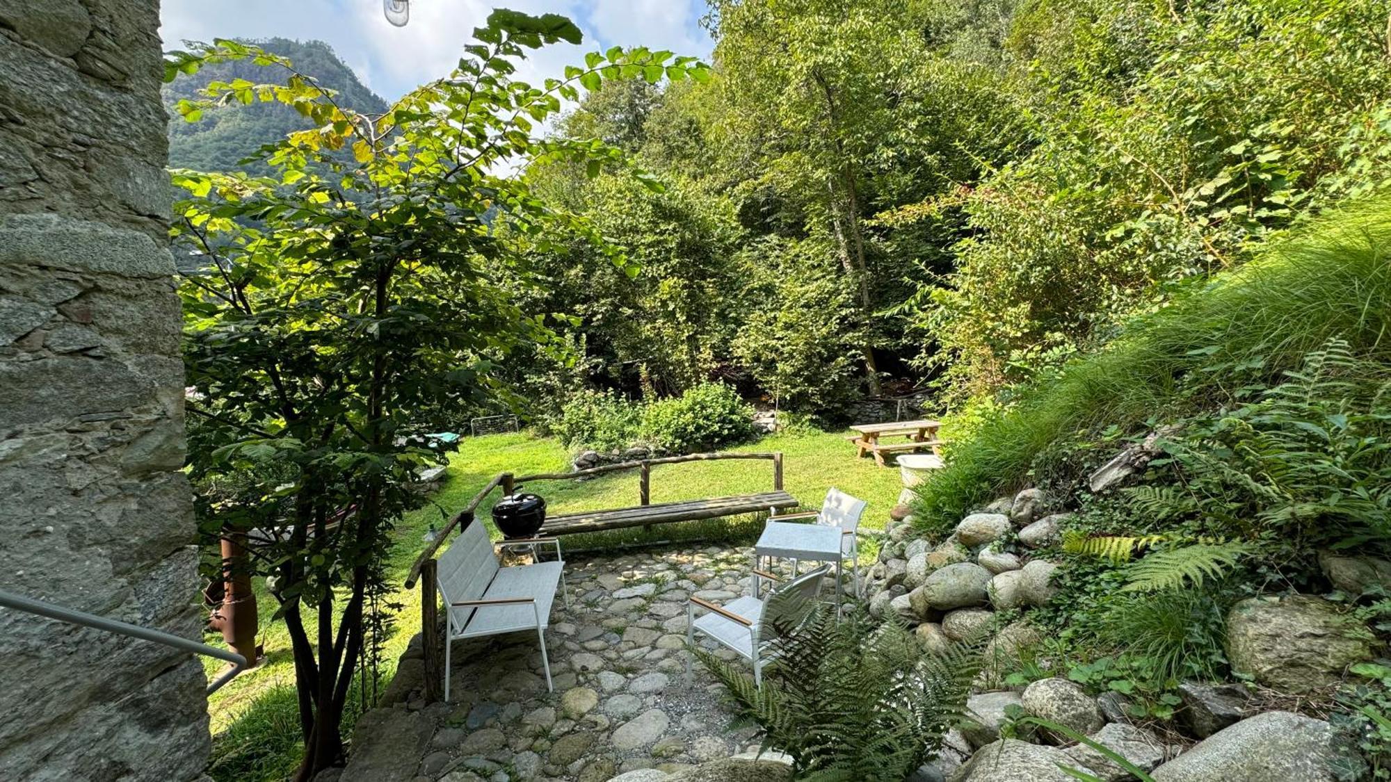 Mountain Cabin Valsesia Appartement Stella Varallo Exterior foto